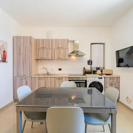 Apartman Skybnb Appartments 30 Mt From The Sea