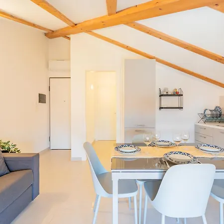 Skybnb Appartments 30 Mt From The Sea Apartman Riva Ligure