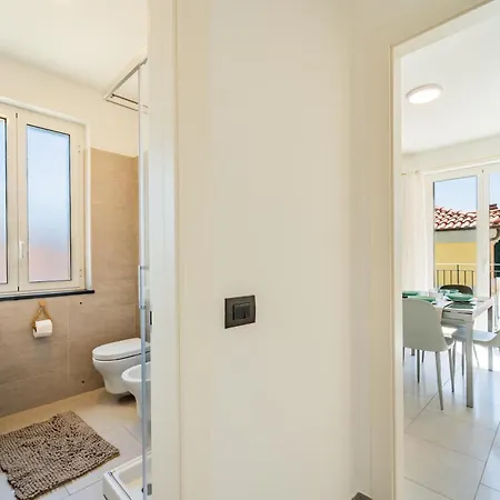 Skybnb Appartments 30 Mt From The Sea Διαμέρισμα Riva Ligure