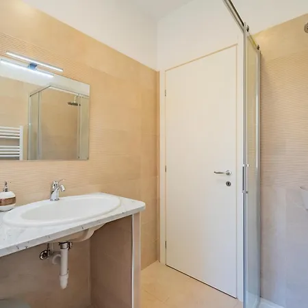 Apartman Skybnb Appartments 30 Mt From The Sea